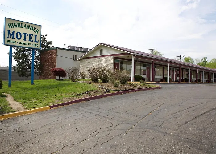 Highlander Motel