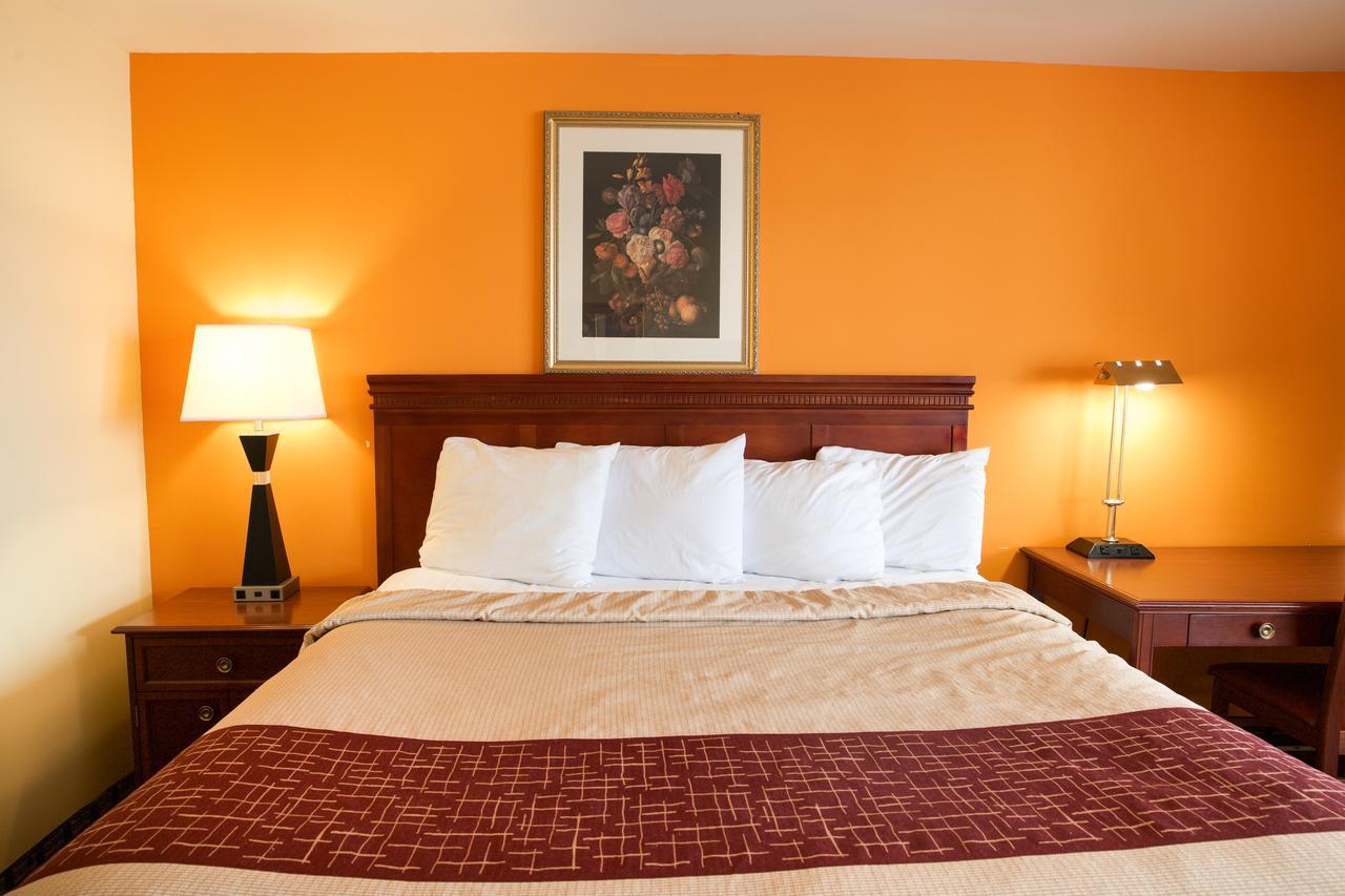 Highlander Motel 2*